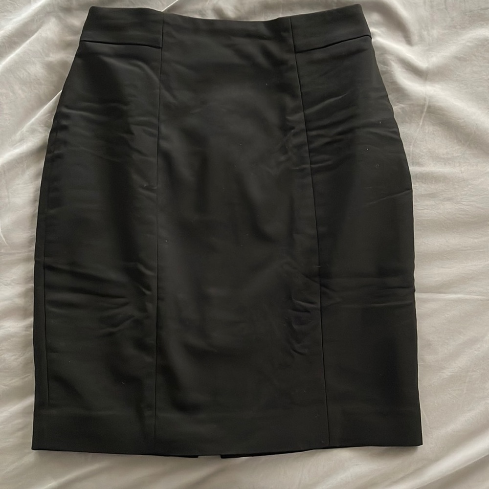 black skirt